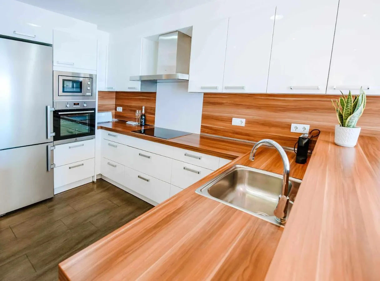 Apartamento Exclusivo En Primera Linea De Mar Calella De Palafrugell 0*,  Spain